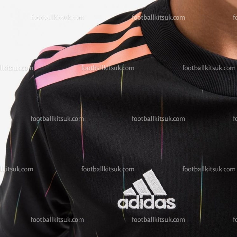 Juventus Away Football Kits UK 2122 (3) Juventus Away Football Kits