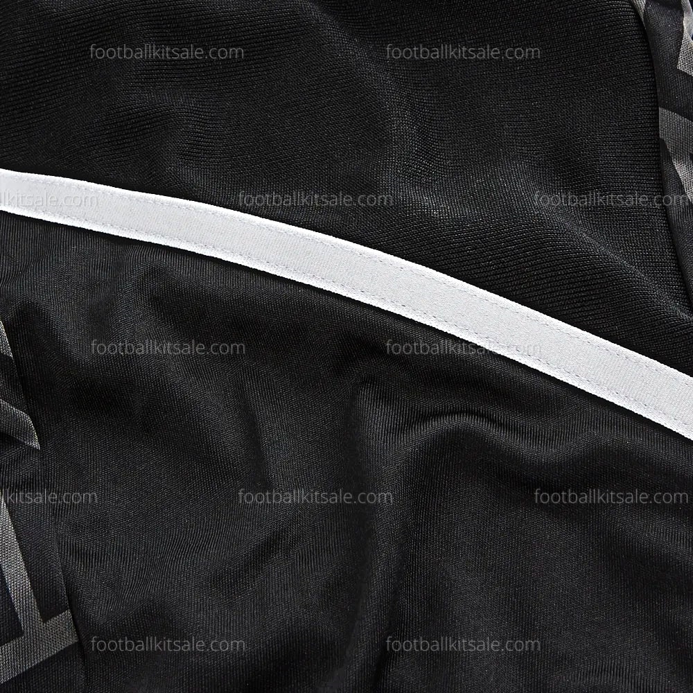 Leeds United Goalkeeper Home Shirt 22 23 Football Kits UK (11)