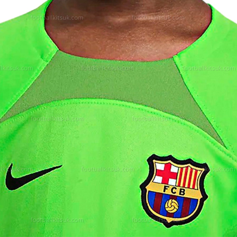 Barcelona Goalkeeper Home Kids 22 23 Football Kits UK (5)